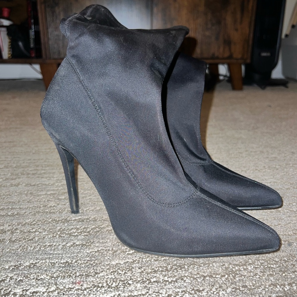 Black PLT Booties Size 40/9US - Picture 3 of 4